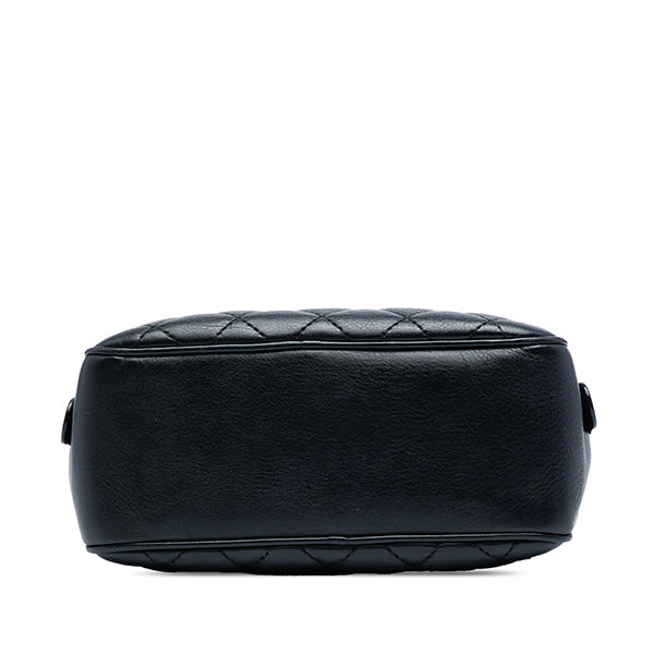 Small CC Quilted Lambskin Top Handle Vanity Case with Chain