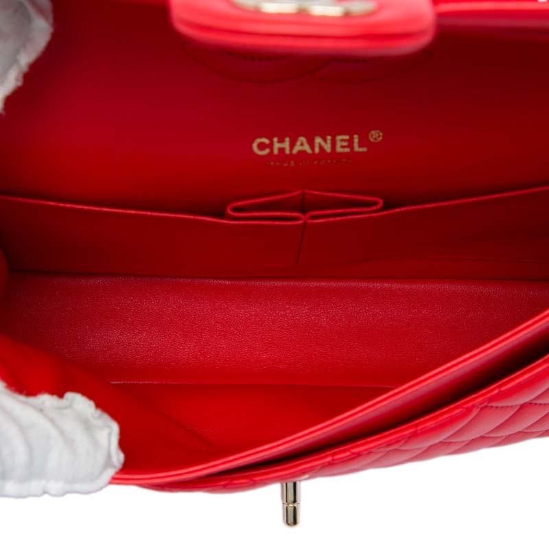 Medium Classic Lambskin Double Flap