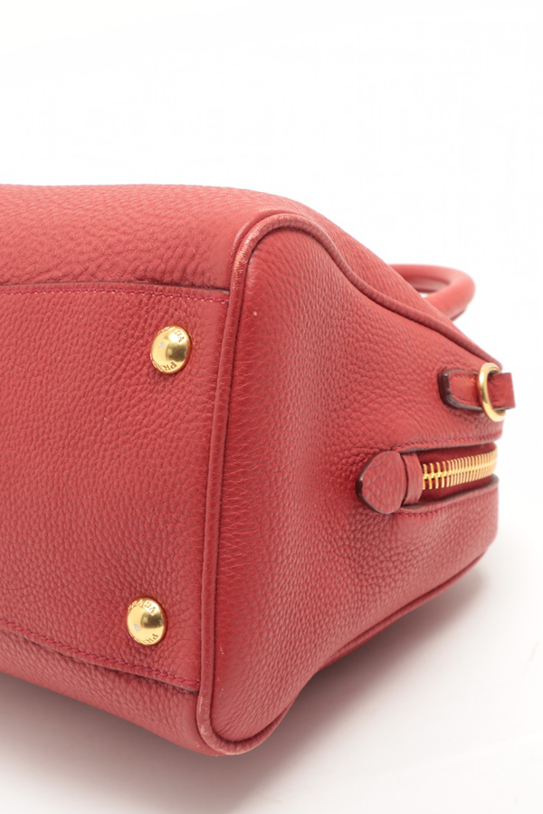 Vitello Daino Shoulder Bag