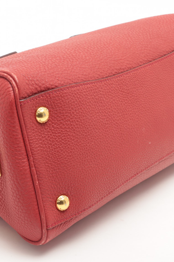 Vitello Daino Shoulder Bag