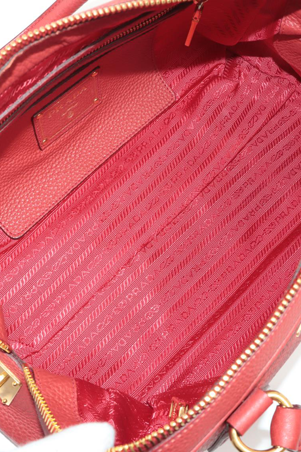 Vitello Daino Shoulder Bag