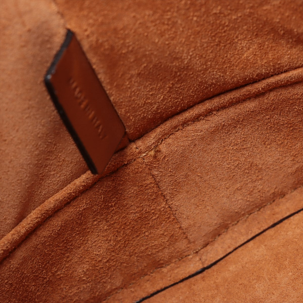 Small Cuir Triomphe Bucket