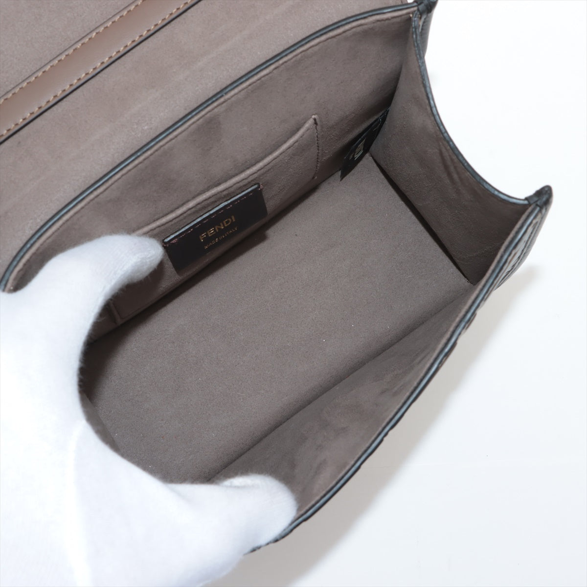 Kan I F Fendi Leather Bag