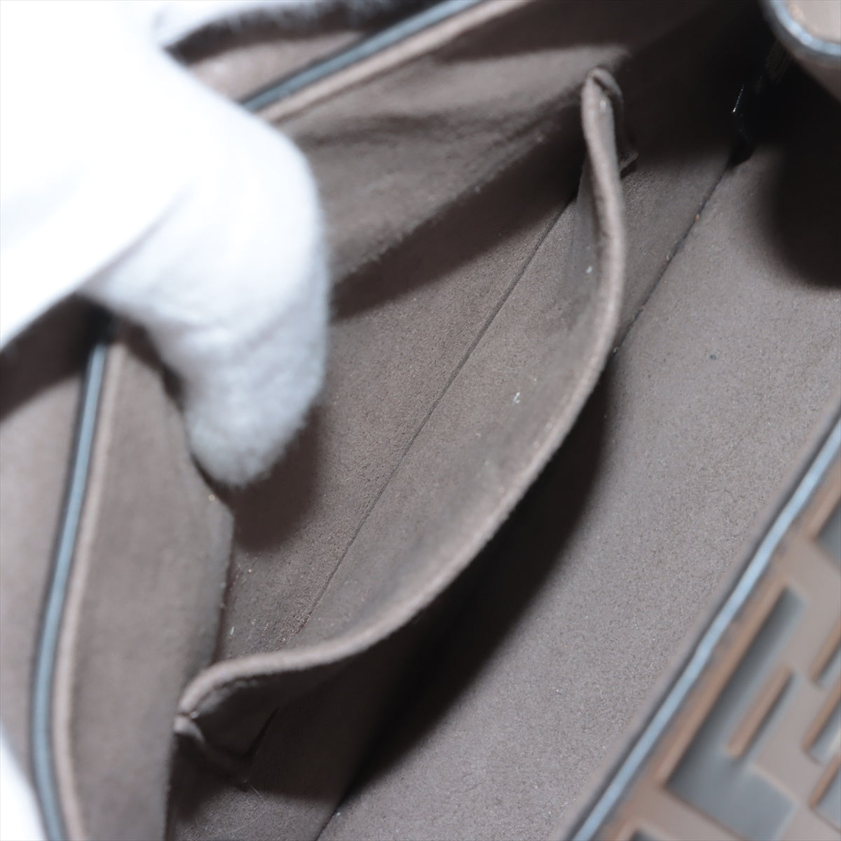 Kan I F Fendi Leather Bag