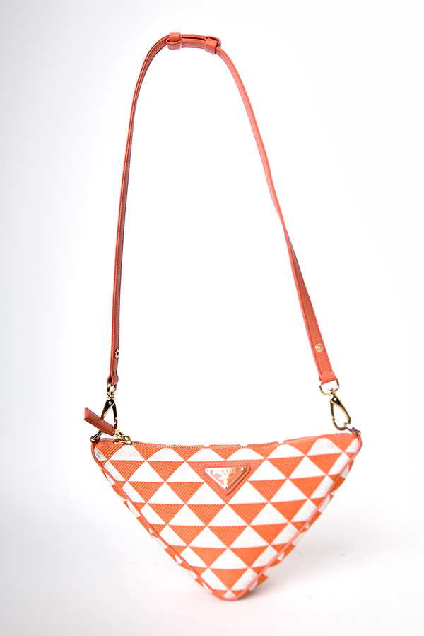 Symbole Triangle Bag