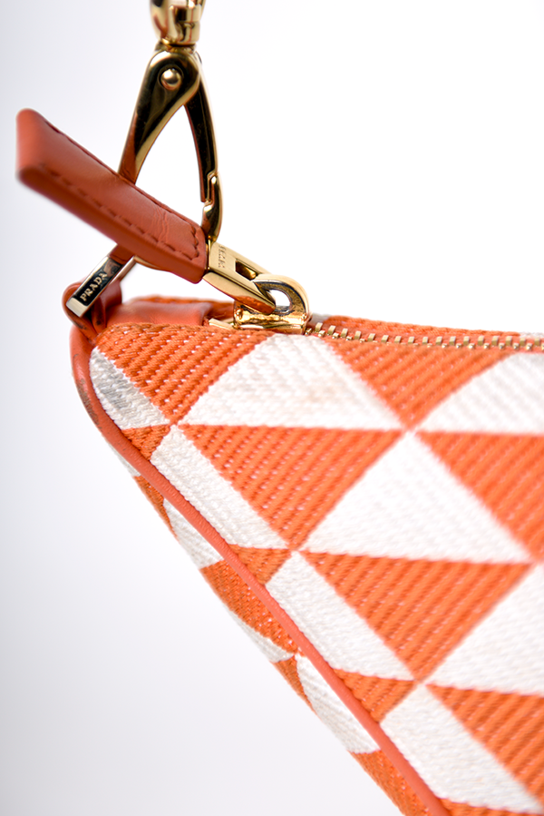 Symbole Triangle Bag