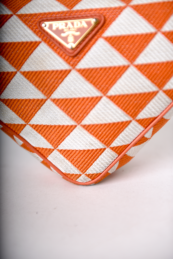 Symbole Triangle Bag