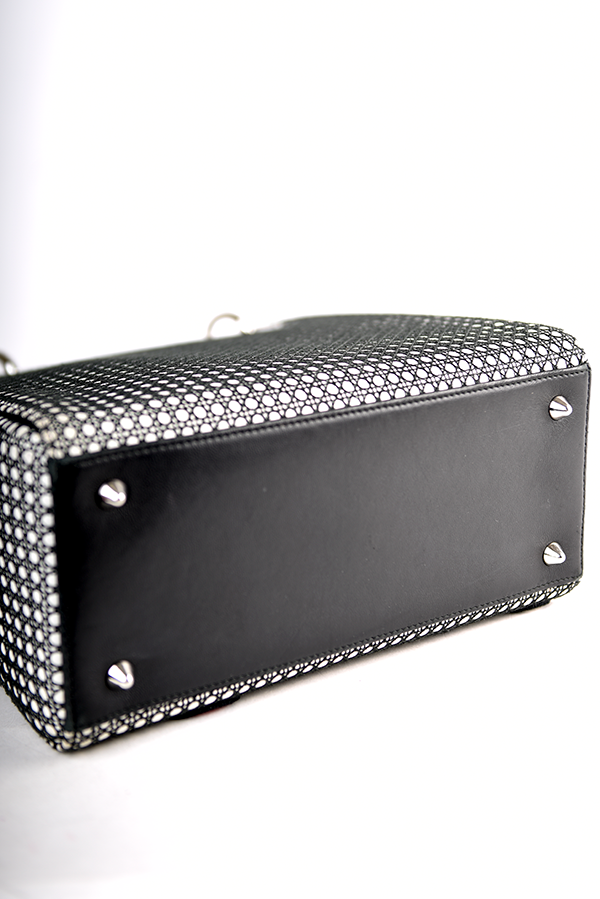 Micro-Cannage Smooth Calfskin Medium Lucky Badges Lady Dior