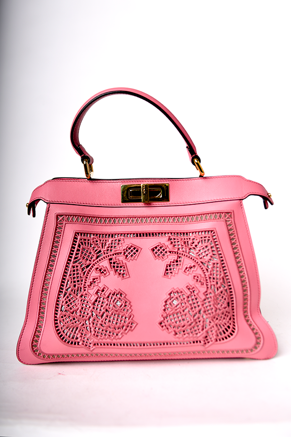 EmbroideredPeekaboo ISeeU Medium
