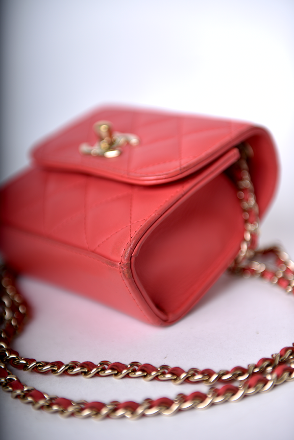 Mini Matelasse Chain Shoulder Bag