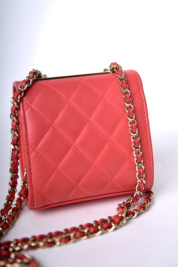 Mini Matelasse Chain Shoulder Bag