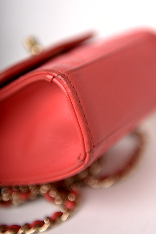Mini Matelasse Chain Shoulder Bag