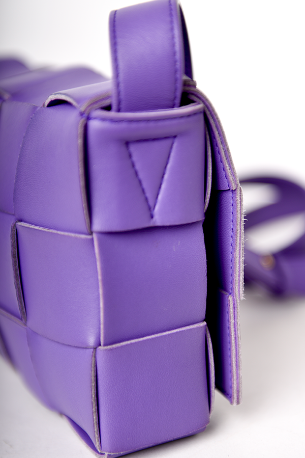 Intrecciato Cassette Crossbody