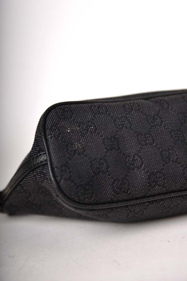 GG Canvas Boat Pochette