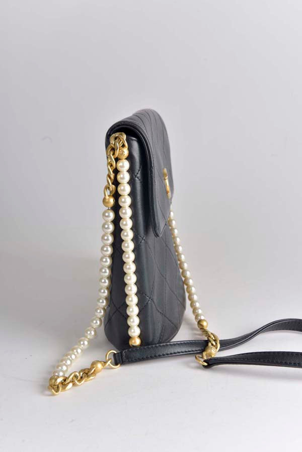 About Pearls Flap Hobo