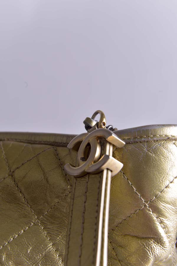 Gabrielle Hobo Bag