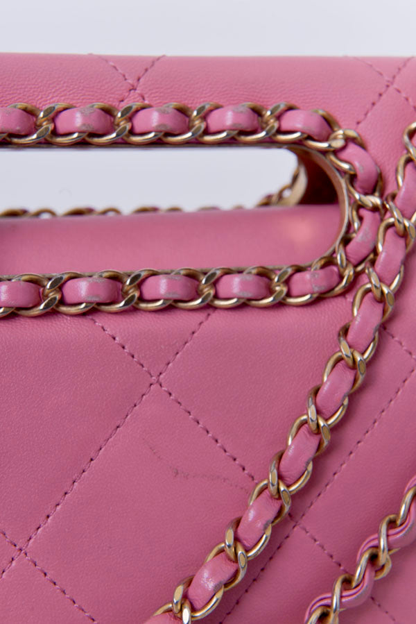 A Real Catch Flap Bag
