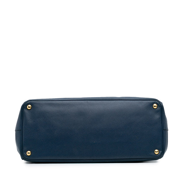 Extra Large Saffiano Lux Galleria Double Zip Tote