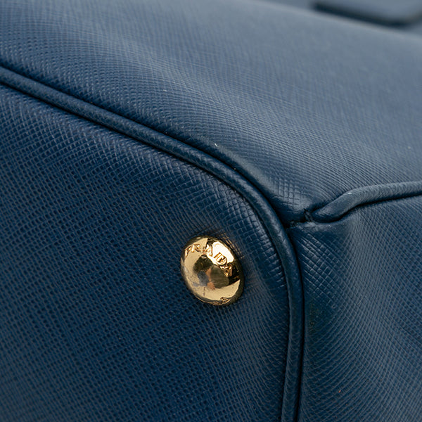 Extra Large Saffiano Lux Galleria Double Zip Tote