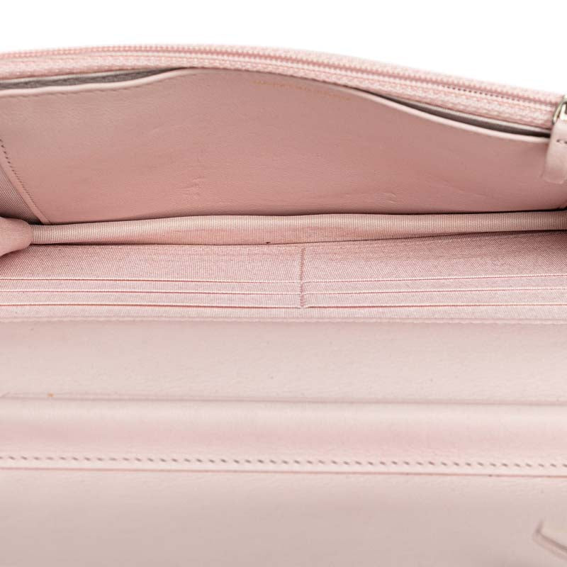 Canvas Deauville Wallet On Chain
