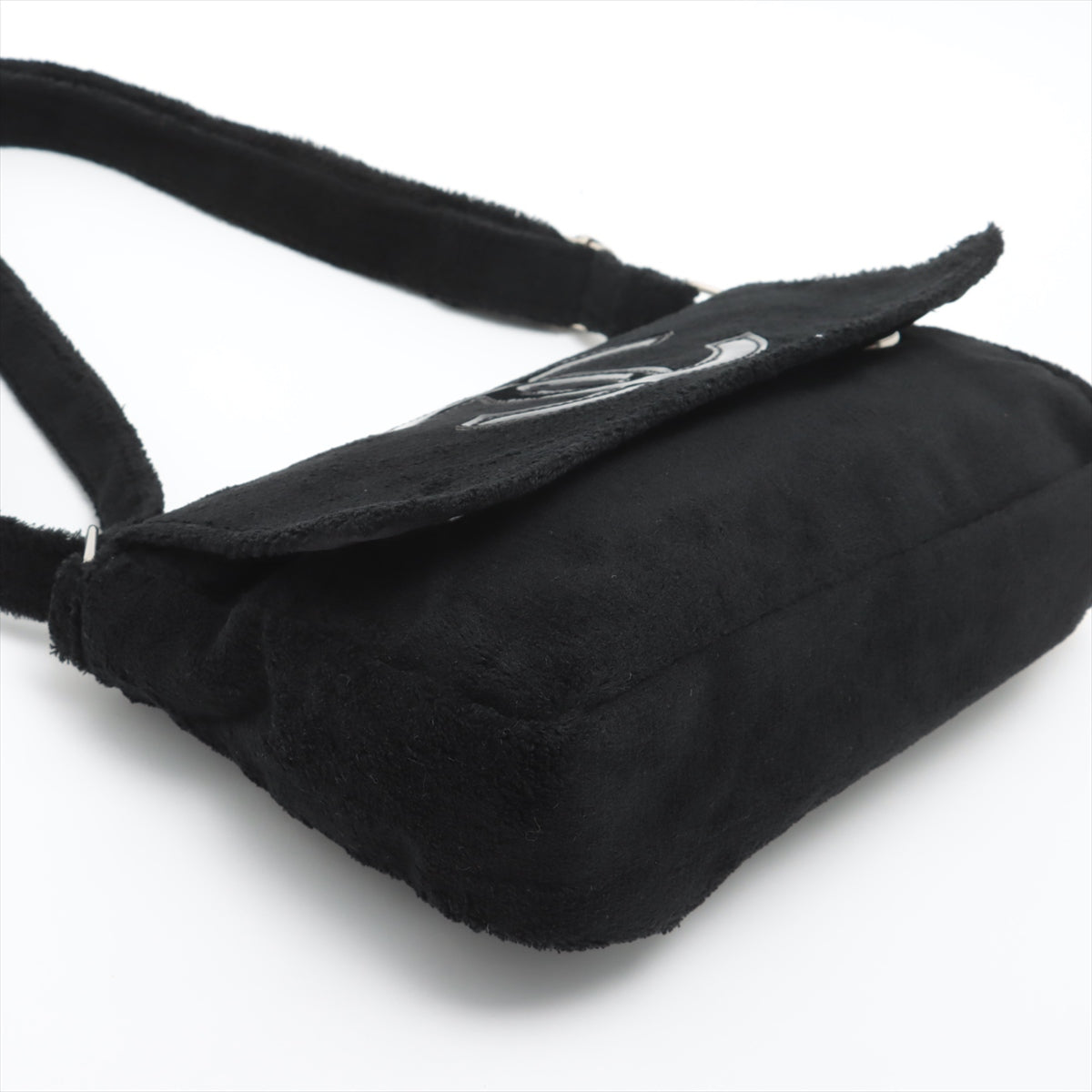 Vip Precision Shoulder Bag