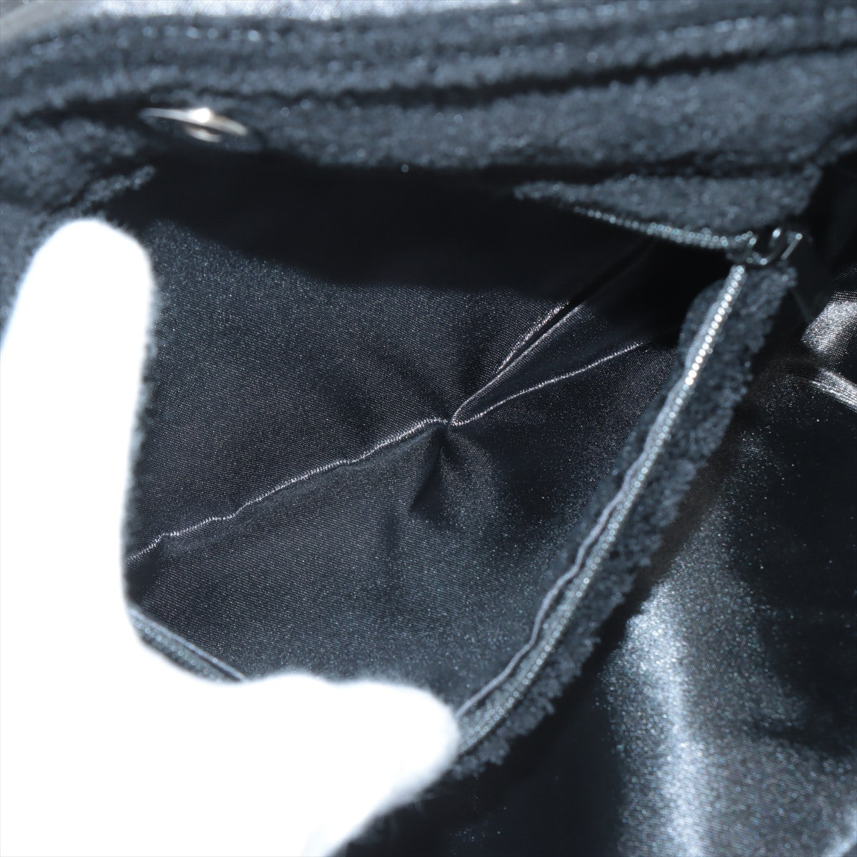 Vip Precision Shoulder Bag