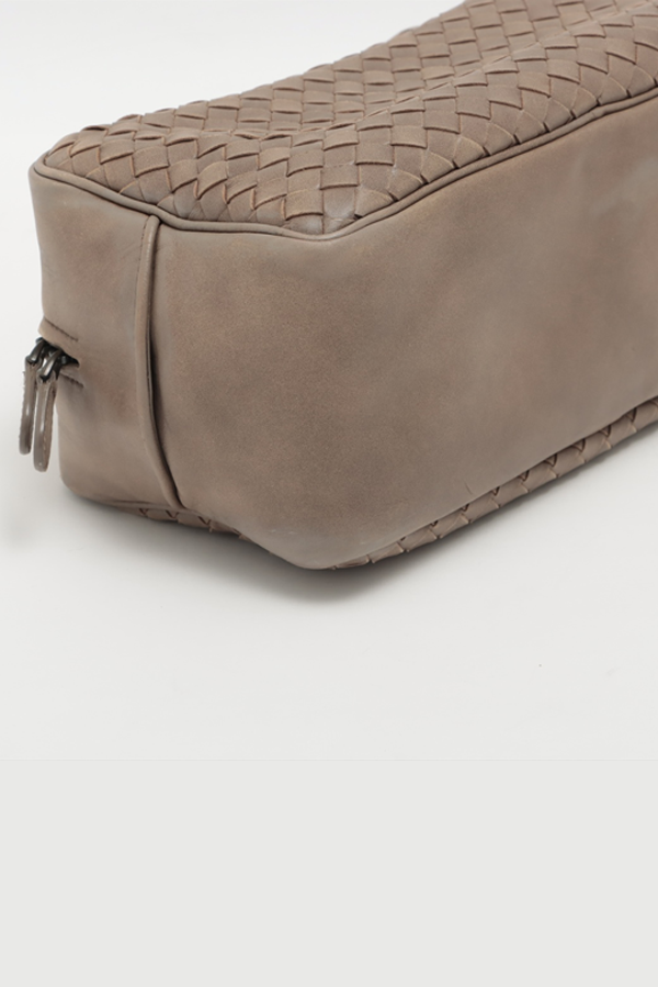 Intrecciato Boston Bag