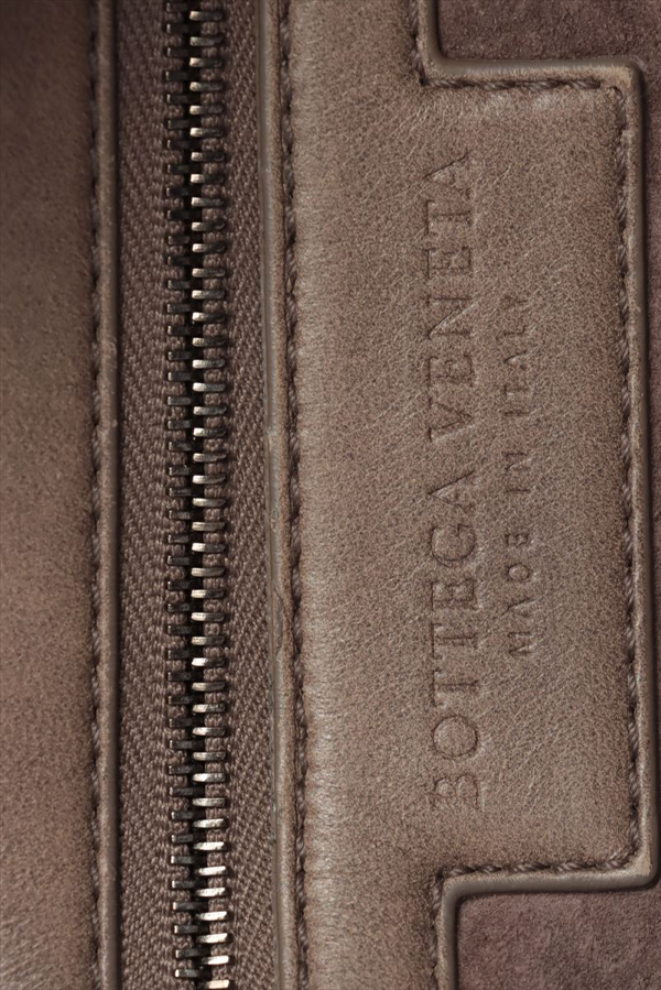 Intrecciato Boston Bag