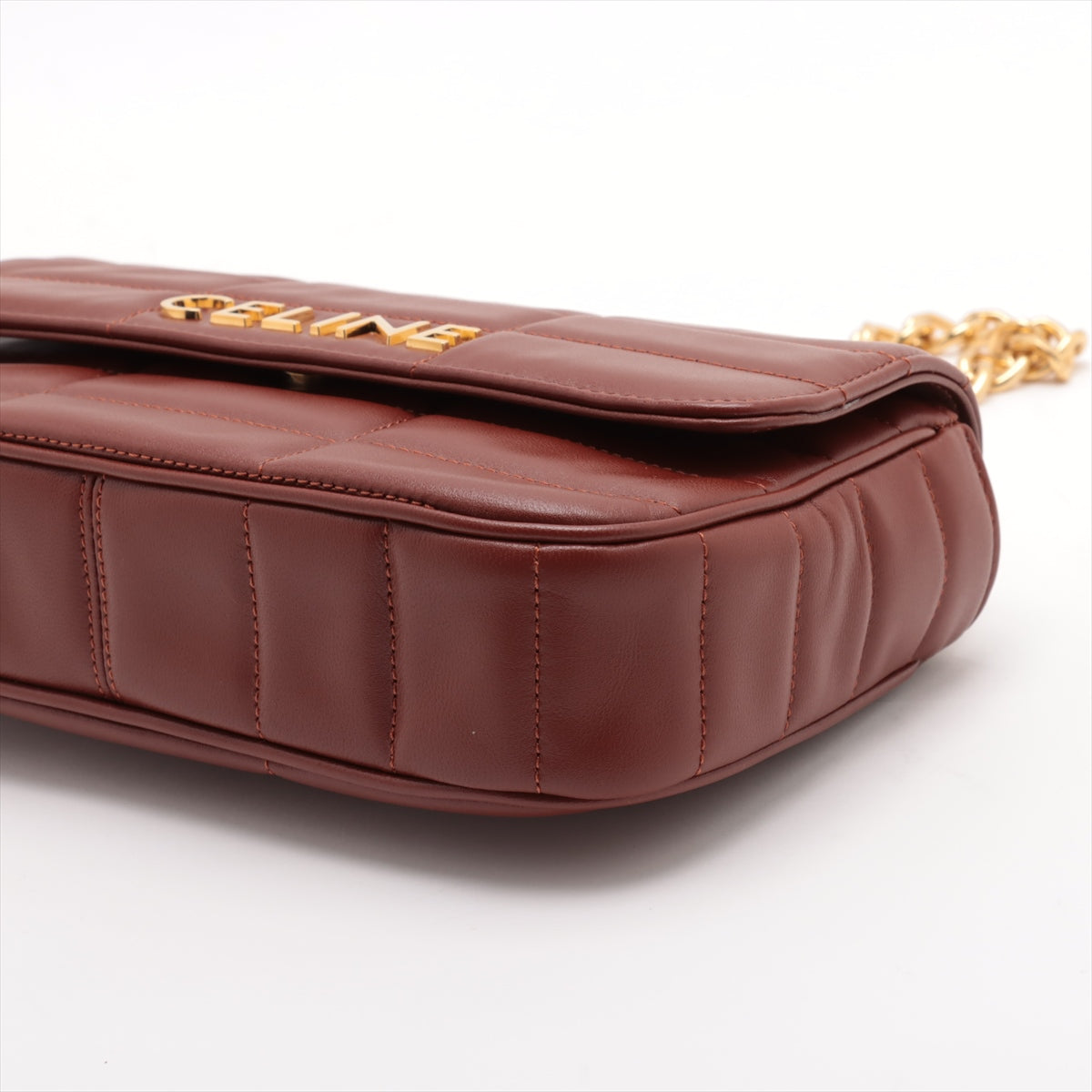 Matelasse Monochrome Shoulder Bag