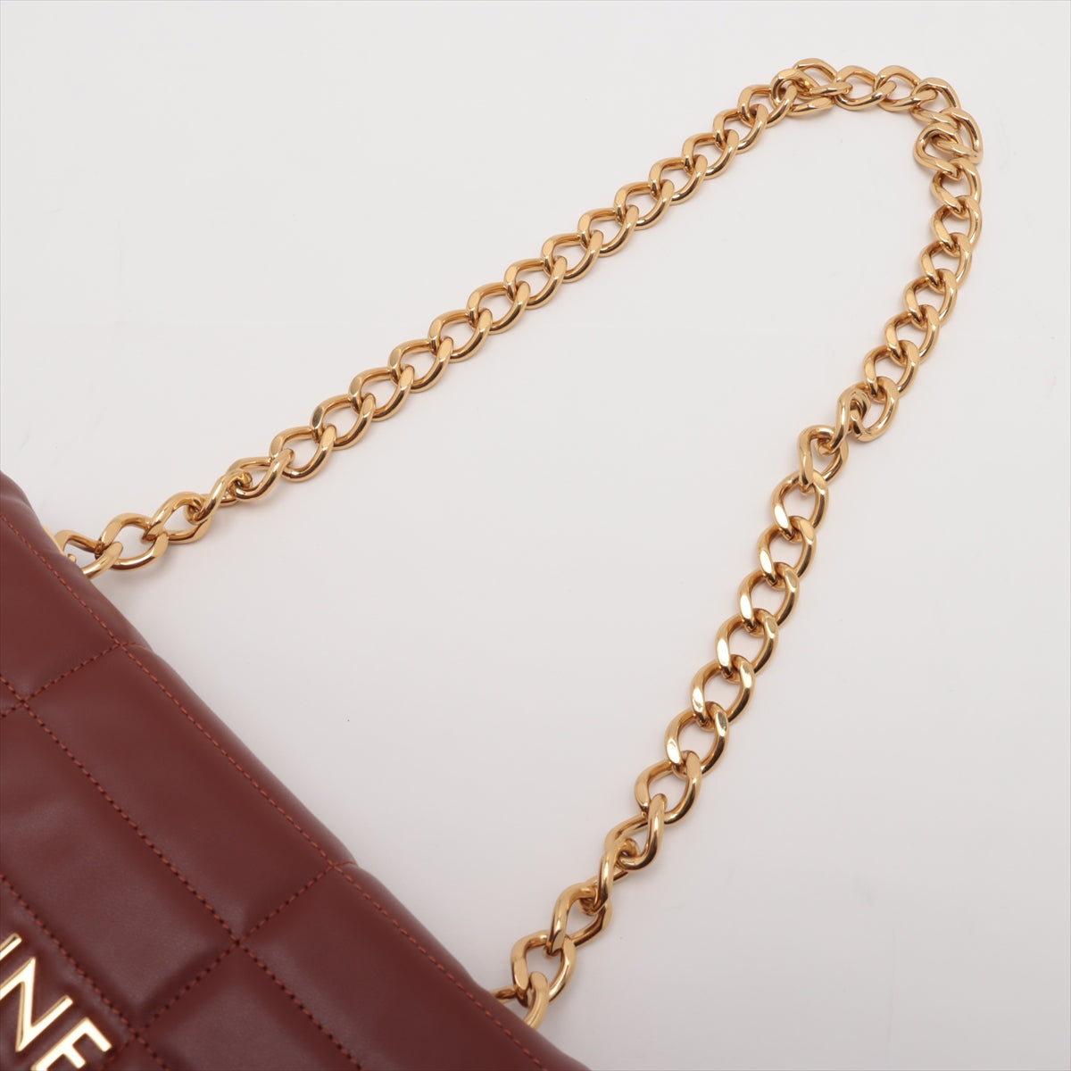 Matelasse Monochrome Shoulder Bag