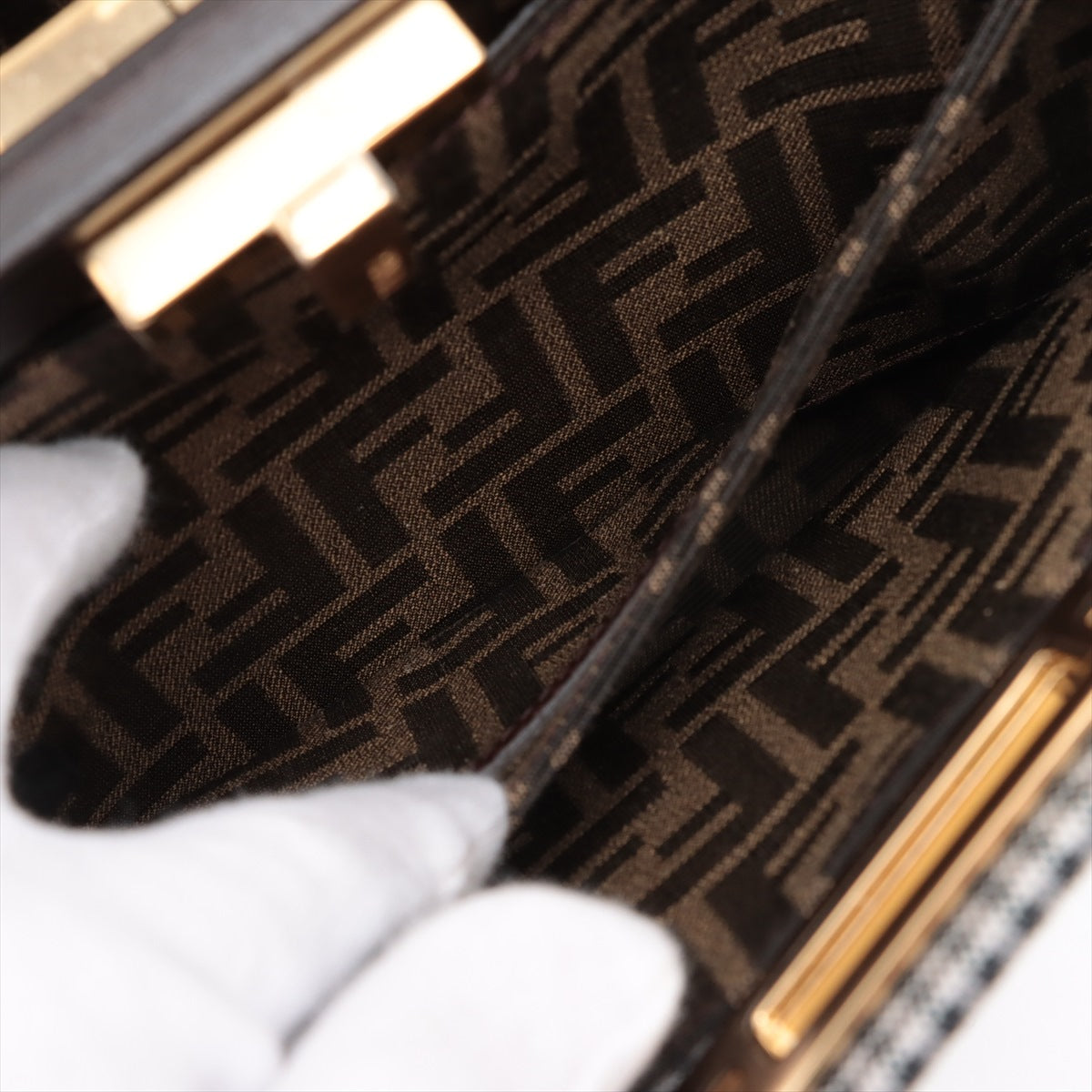 Peekaboo ISeeU Medium