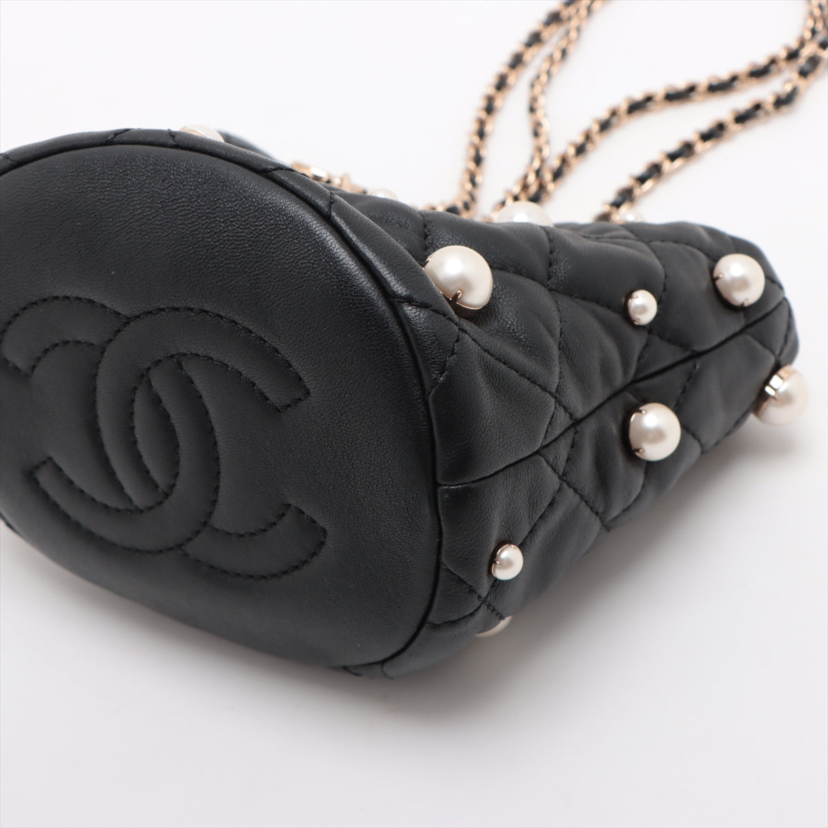 Mini About Pearls Bucket Bag