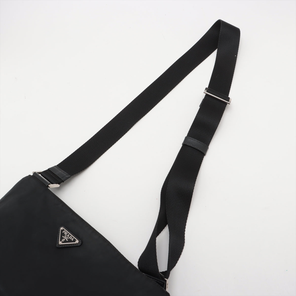 Tessuto Shoulder Bag