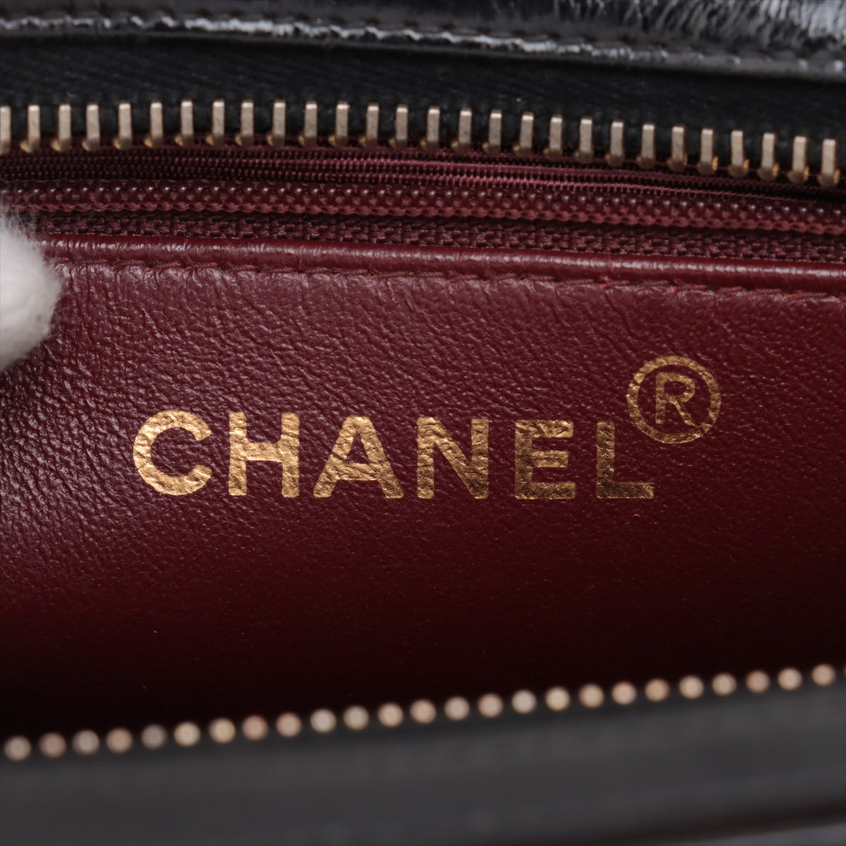 Turnlock Patent Leather Wristlet Clutch Bag