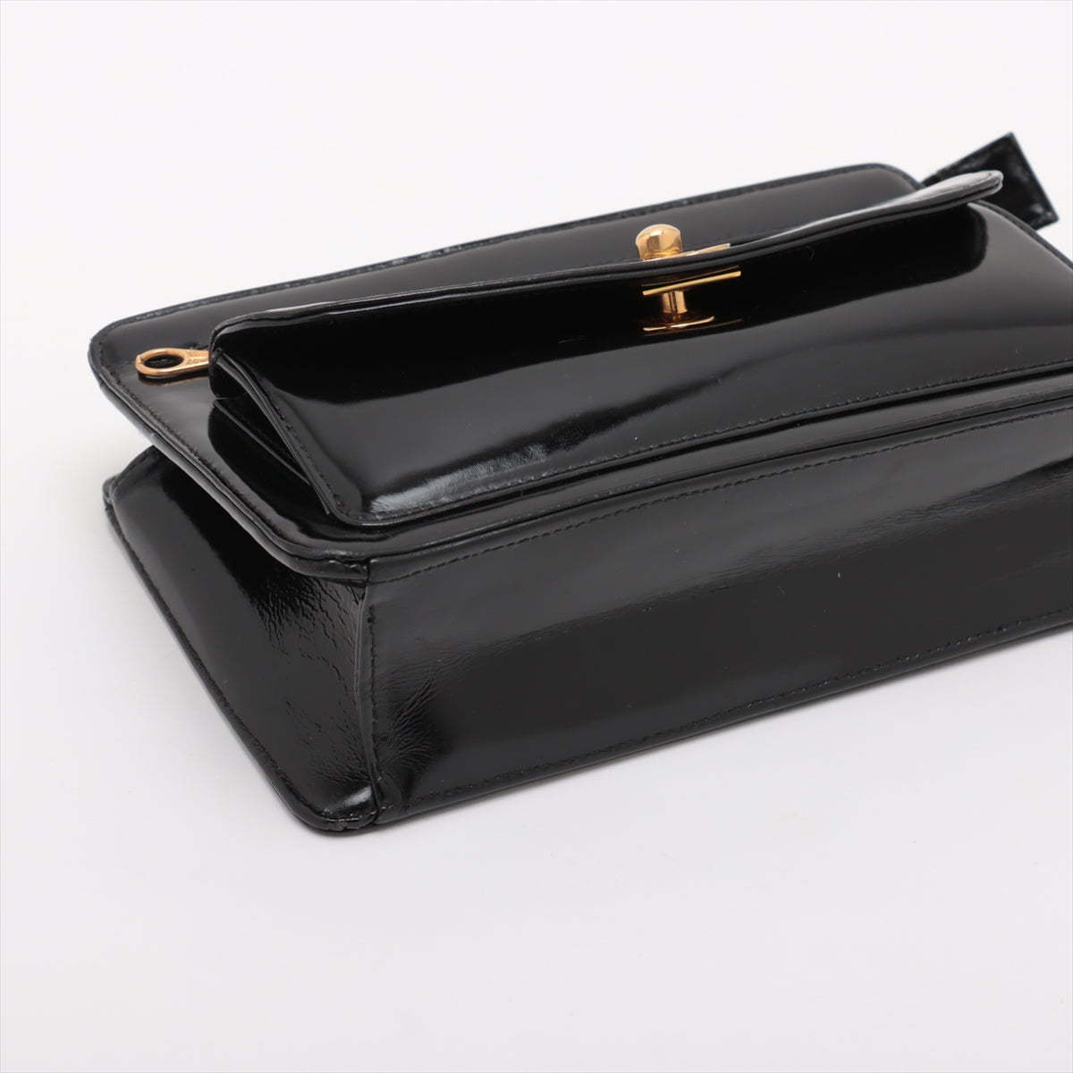 Turnlock Patent Leather Wristlet Clutch Bag