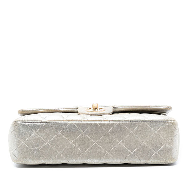 Medium Classic Iridescent Lambskin Double Flap