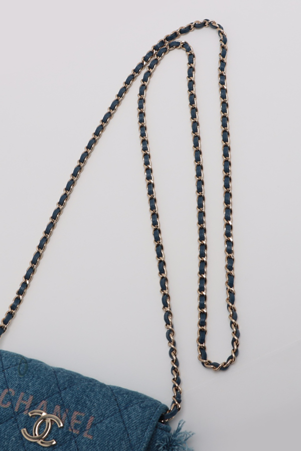 Mini Denim Mood Clutch