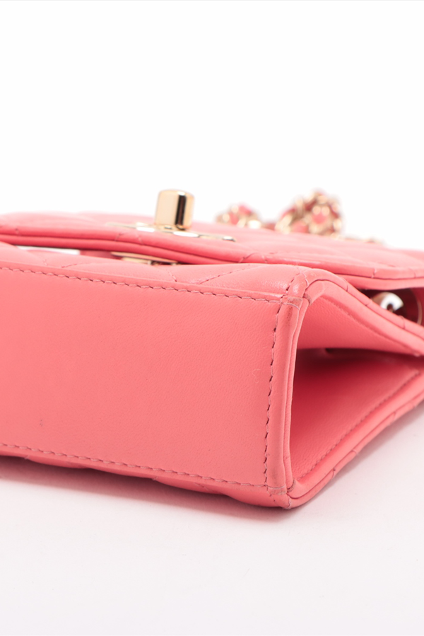 Mini Matelasse Chain Shoulder Bag