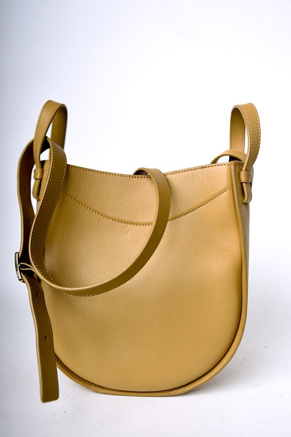 Hammock Slice Shoulder Bag