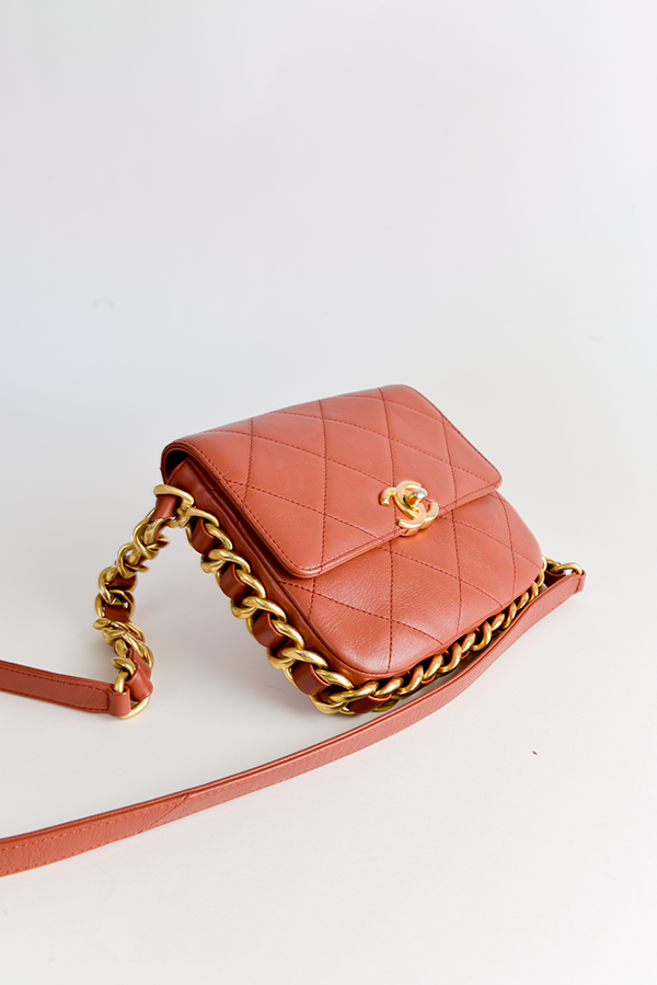 Framing Chain Flap Bag