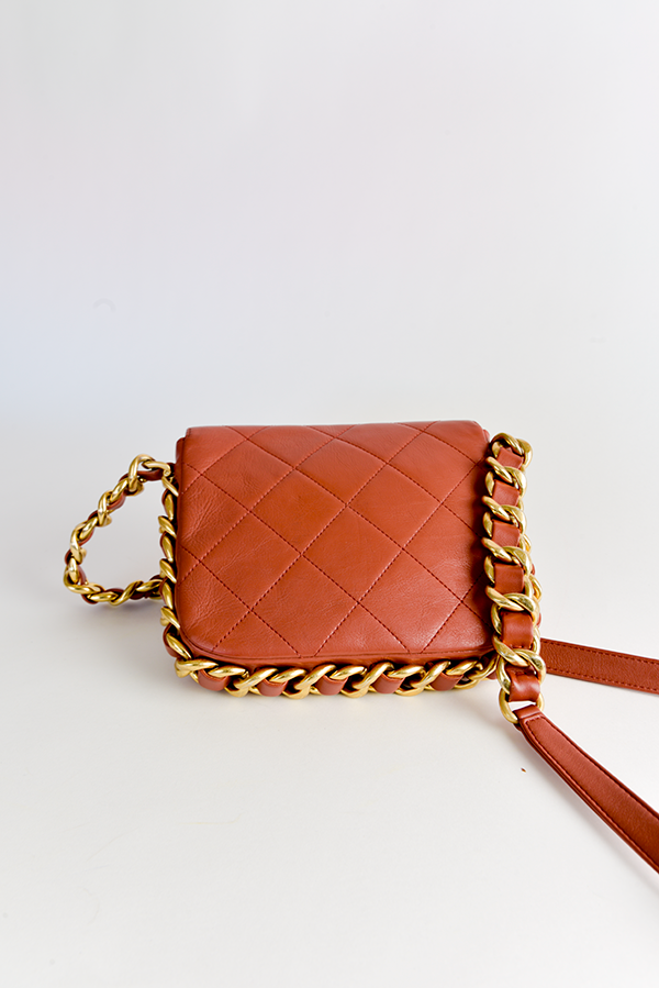 Framing Chain Flap Bag