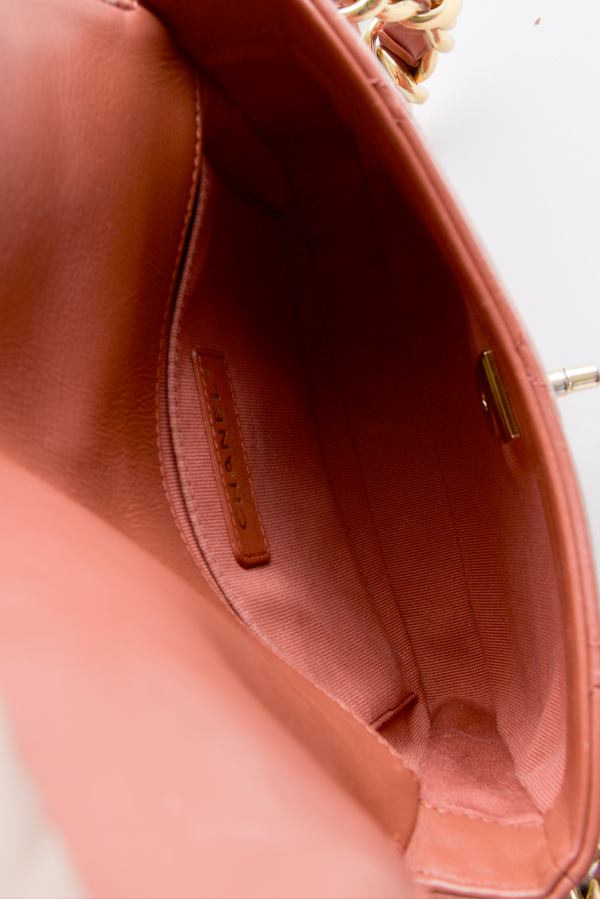 Framing Chain Flap Bag