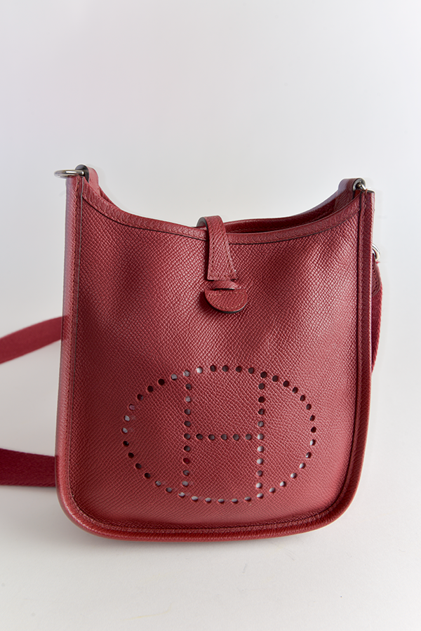 Epsom Evelyne Shoulder Bag