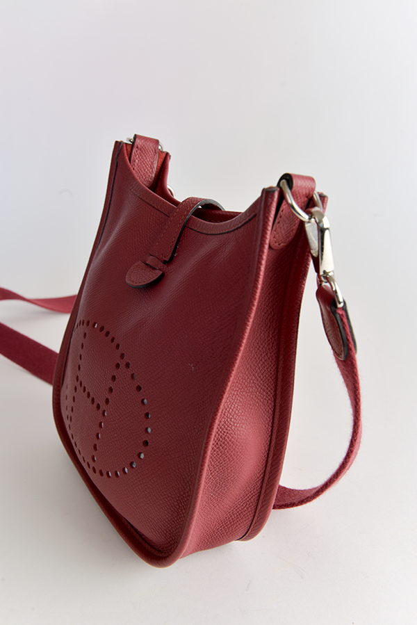 Epsom Evelyne Shoulder Bag