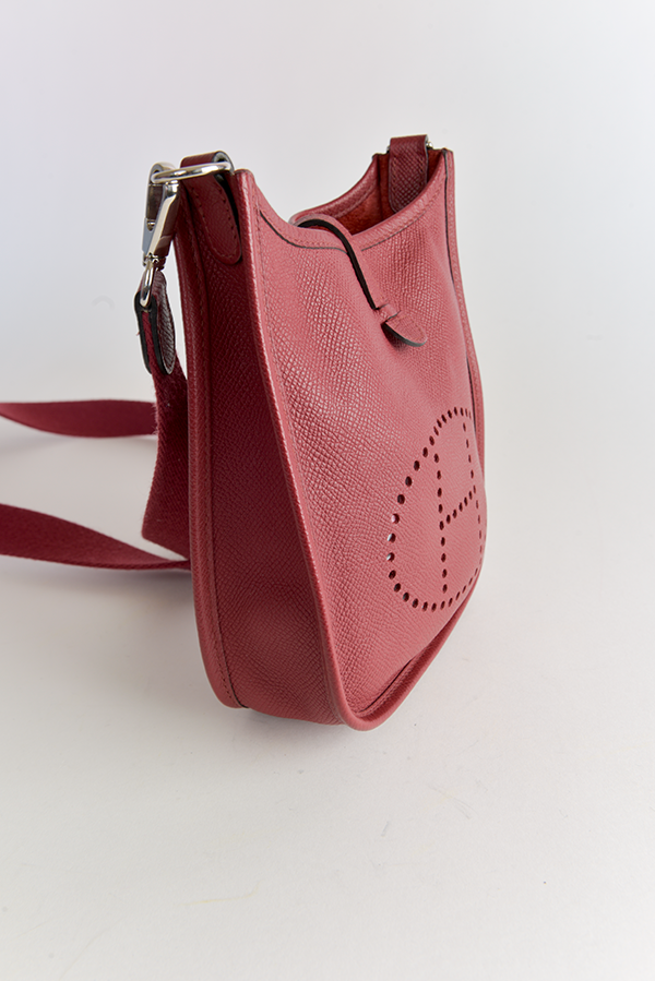 Epsom Evelyne Shoulder Bag