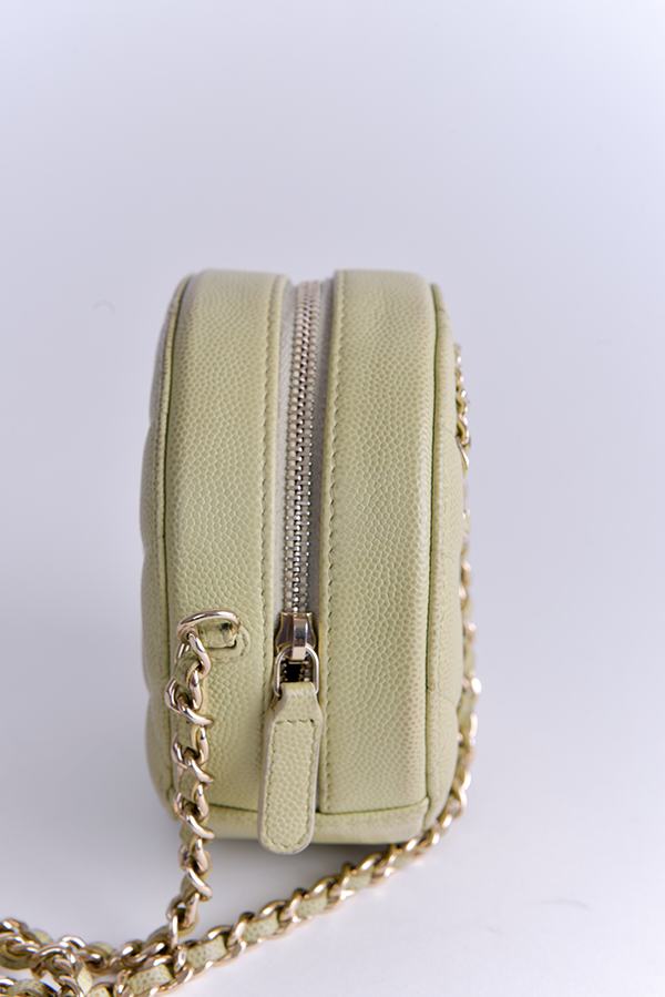 Round Quilted Caviar French New Wave Clutch