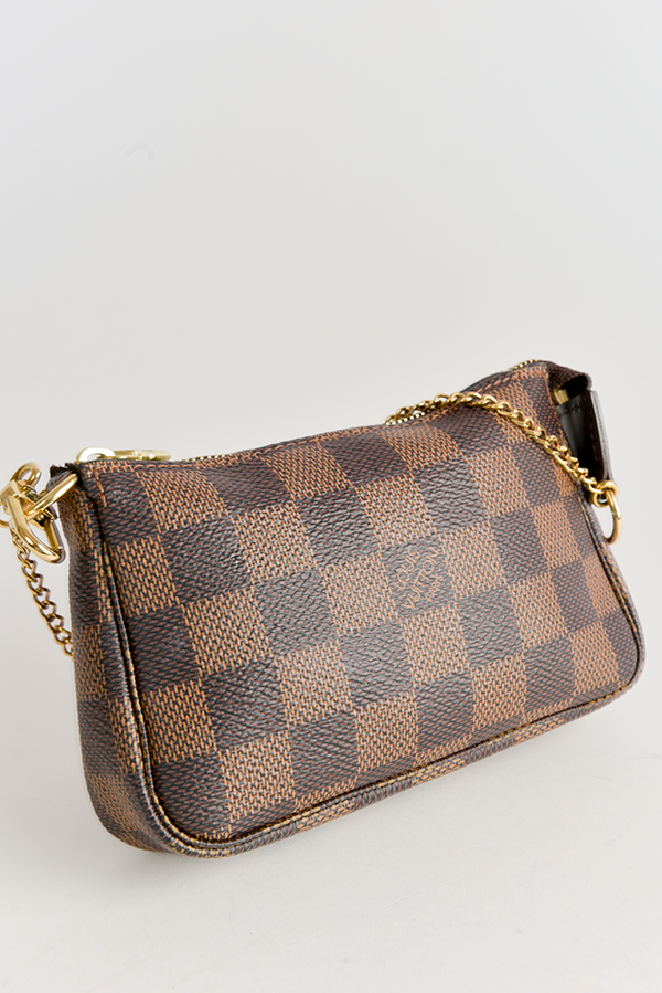 Damier Ebene Pochette Handbag