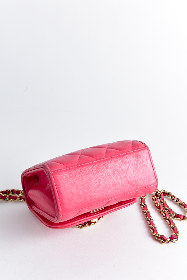 Lambskin Trendy Clutch with Chain