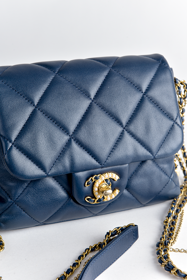 Mini Quilted Lambskin Crush on Chains Flap