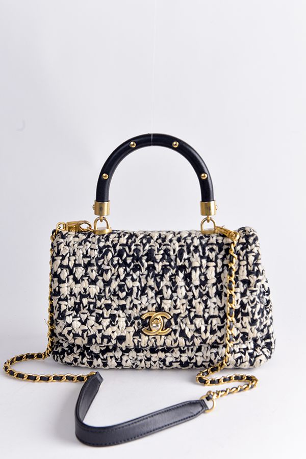 Small Crochet Coco Top Handle Bag